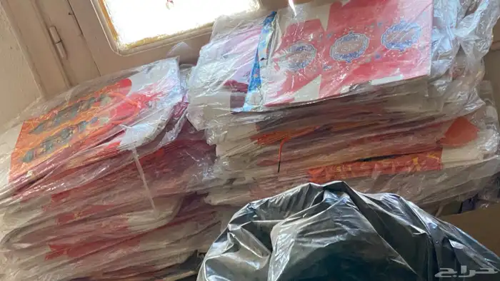 يوجد بضاعة محل 38