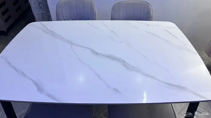 طاولة طعام 4 كراسي 1
