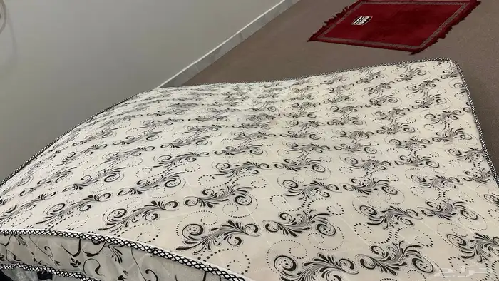 مرتبة سرير نظيفة جدا 3