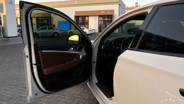 Genesis G70 2019 V6 11