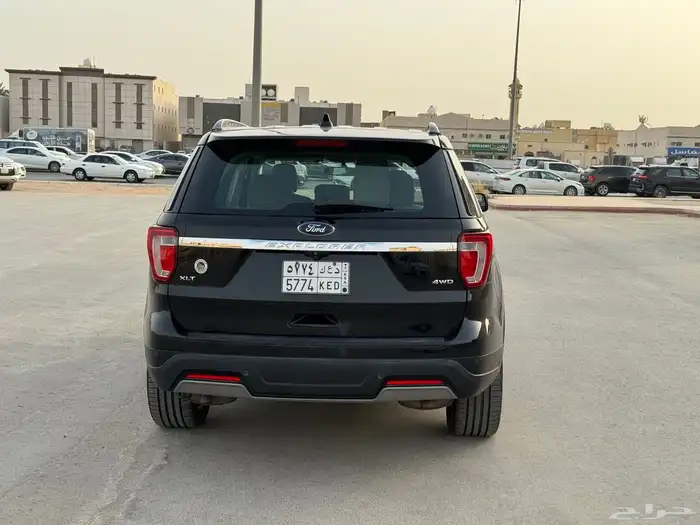 اكسبلور 2019 نص فل . فتحة سقف 8