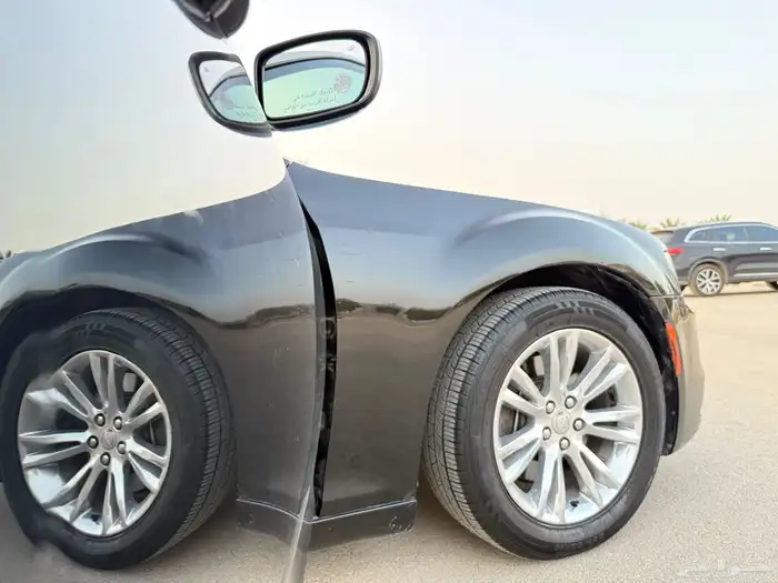 كرايسلر C300 2017 نظيف 34