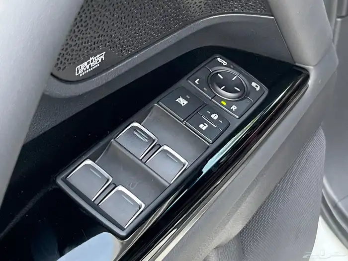 لكزس 2023 LX 600 فل اخر 30