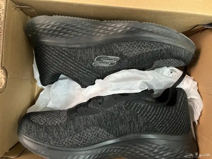 حذاء سكيتشرز skechers مقاس 43 جديد اصلي 0