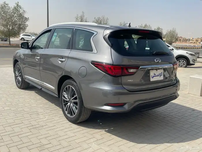 للبيع انفنتي QX60. 2020 فل كامل سعودى 4