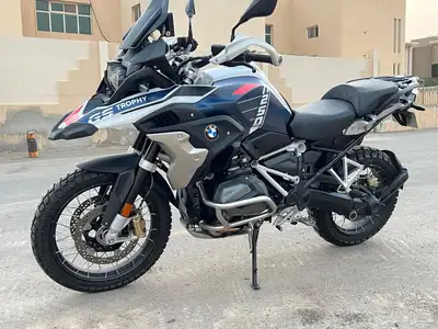 TROPHY Motorcycle 2023 BMW دباب index