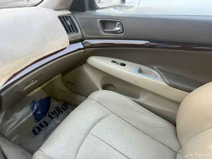 انفنتي G35 موديل 2007 فل كامل نظيفه ممشى قليل 14