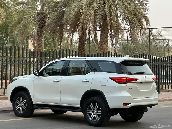 تويوتا فورشنر موديل 2022 سعودي بدون دبل 16
