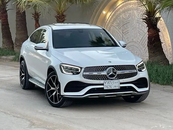 مرسيدس GLC200 4matic 2021 نظيف جدا بحال الوكاله 21