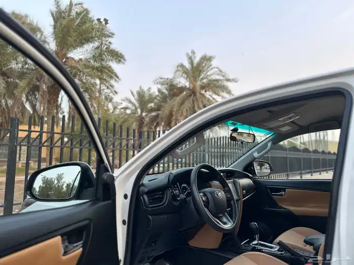 تويوتا فورشنر موديل 2022 سعودي بدون دبل 23
