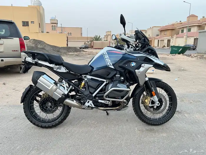 TROPHY Motorcycle 2023 BMW دباب 0