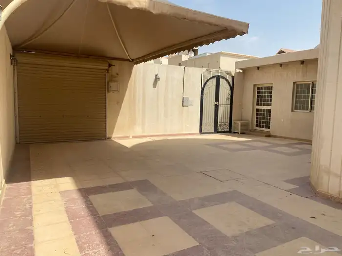 للبيع فيلا دوبلكس 450 متر حي الأندلس 2