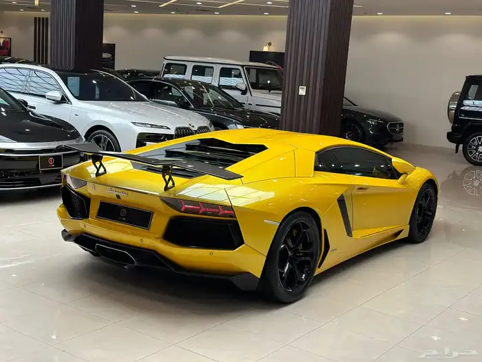 Lamborghini Aventador 2013 2