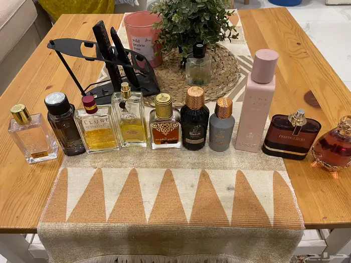للبيع عشر عطور فخمه عربيه وفرنسيه وشرط اصليه 0