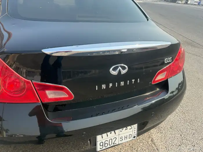 انفنتي G35 موديل 2007 فل كامل نظيفه ممشى قليل 7