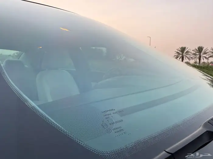 كرايسلر C300 2017 نظيف 60