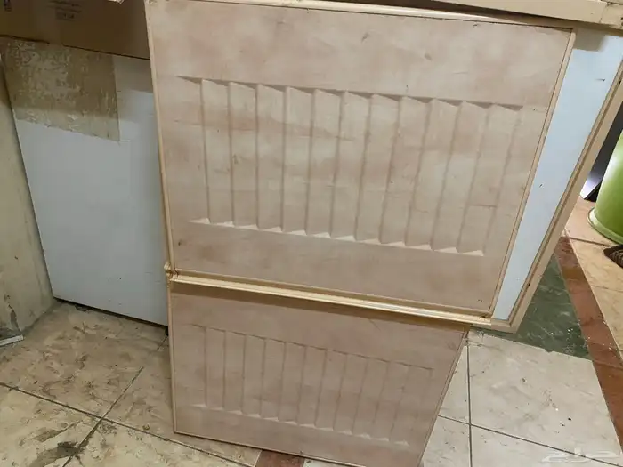 دولاب مطبخ كبير بحاله جيده 1