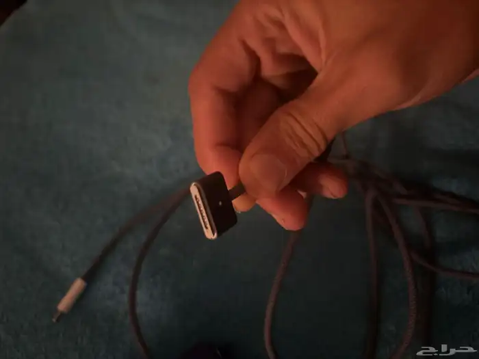 ابل سلك USB-C إلى ماج سيف 3 بطول 2 متر 2