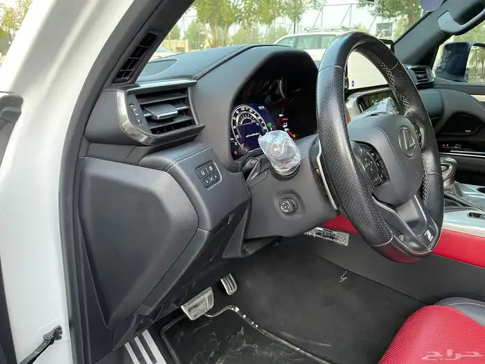 لكزس 2023 LX 600 فل اخر 15