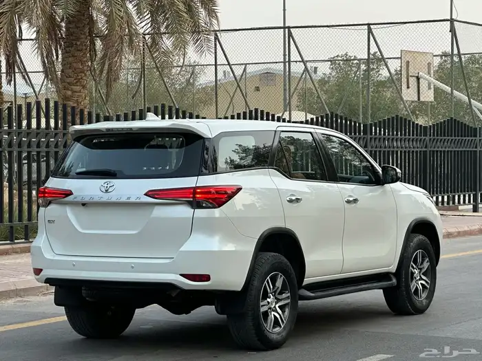 تويوتا فورشنر موديل 2022 سعودي بدون دبل 13