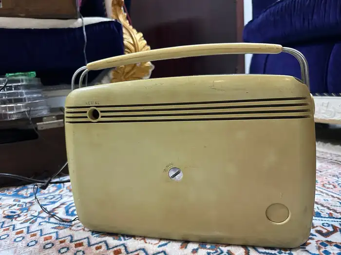 راديو قديم جدا 0