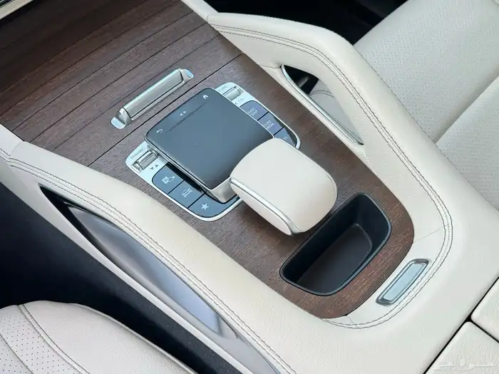 مرسيدس GLE 450 كت AMG موديل 2020 تشيكات وكاله 41