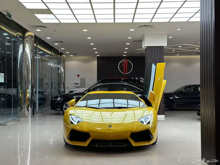 Lamborghini Aventador 2013 4