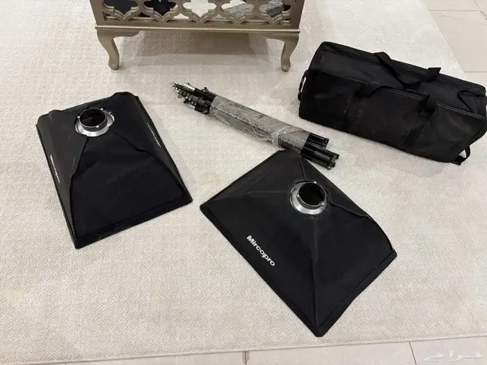 معدات تصوير احترافية (فلاشات -خلفية -سوفت بوكس - LED حوامل 1