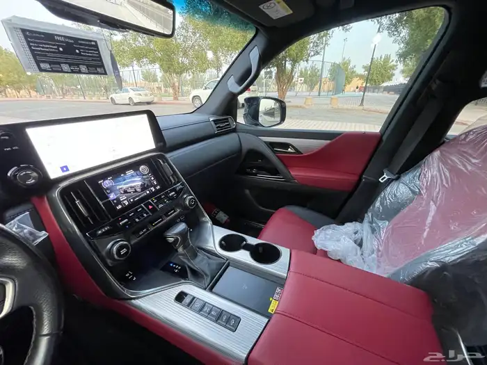 لكزس 2023 LX 600 فل اخر 19