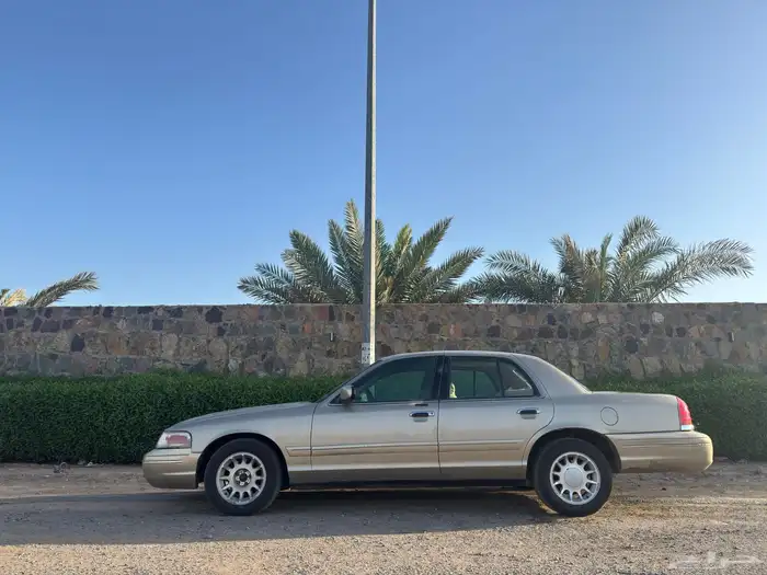 فورد موديل 2000 0