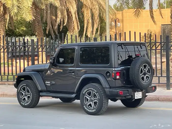 جيب رانجلر 2020 سبورت بلس ربع نظيف جدا بحال الوكاله 11