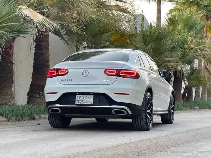 مرسيدس GLC200 4matic 2021 نظيف جدا بحال الوكاله 26
