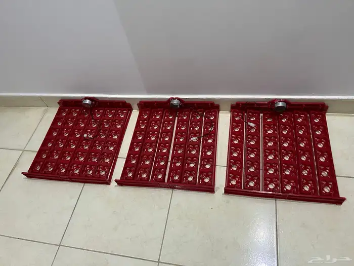 رفوف فقاسة 0