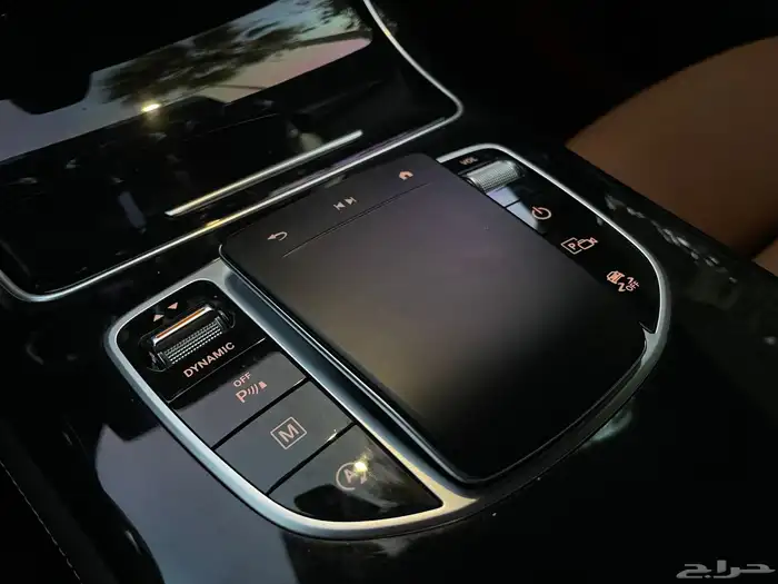 مرسيدس GLC200 4matic 2021 نظيف جدا بحال الوكاله 16
