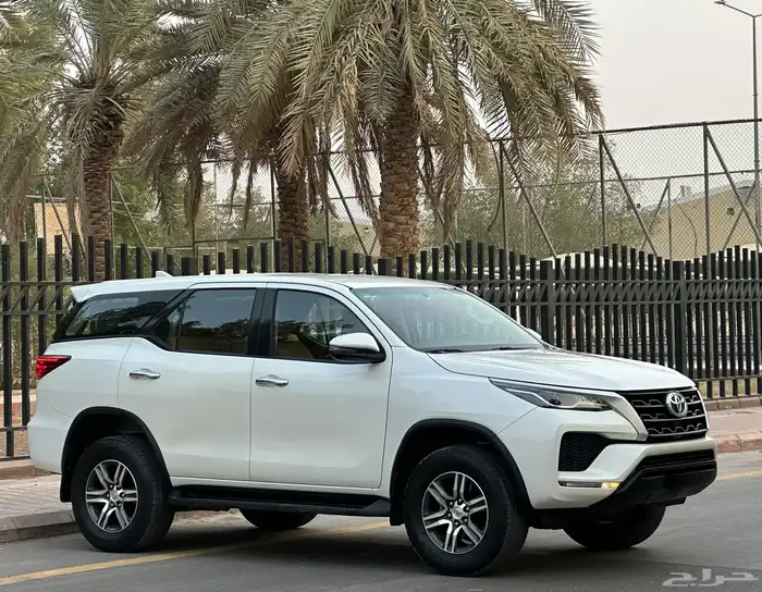 تويوتا فورشنر موديل 2022 سعودي بدون دبل 3