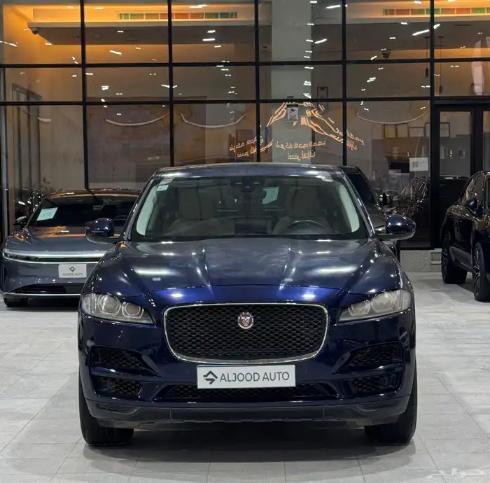 جاكوار F pace موديل 2019 فل كامل مستعمل 0