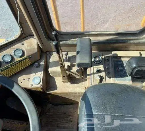 للبيع شيول كتربلر حجم 950B موديل 85 8