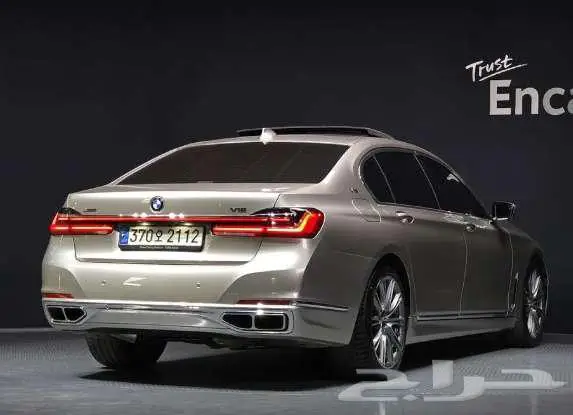 BMW 760Li موديل 2021 الميموني للاستيراد بكوريا 2