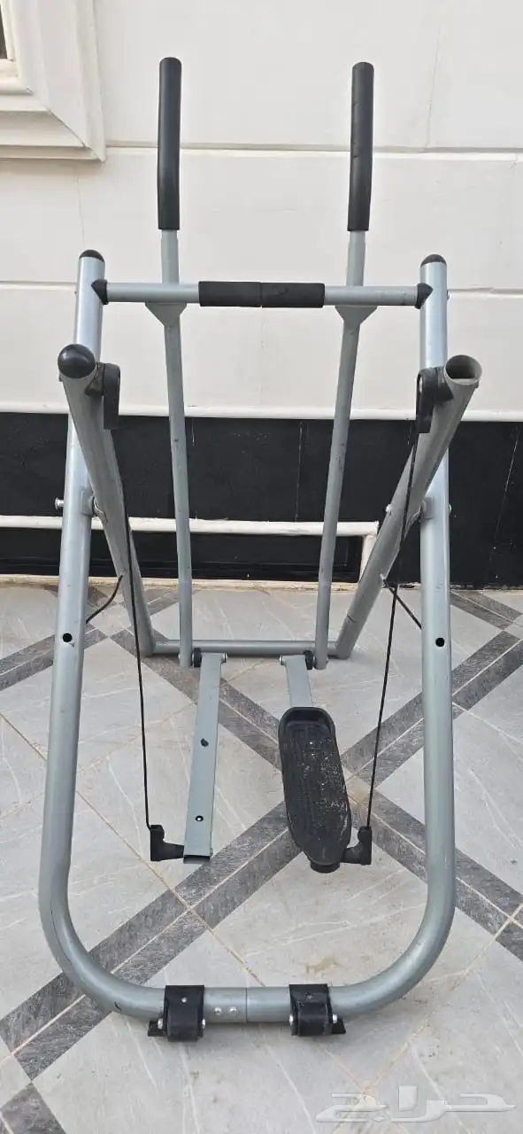 اجهزة رياضه استخدام نظيف 1