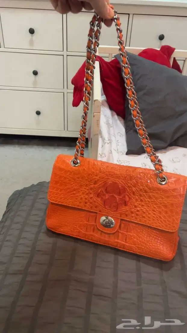 شنطة نسائية ماركة اصلية crocodile skin 0