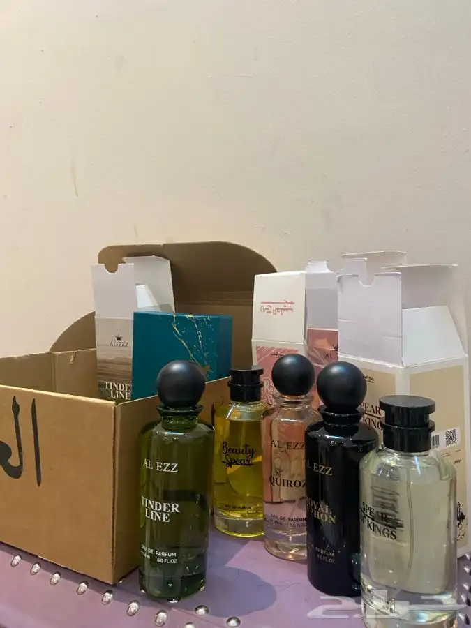 للبيع عطور العز ل العود 3