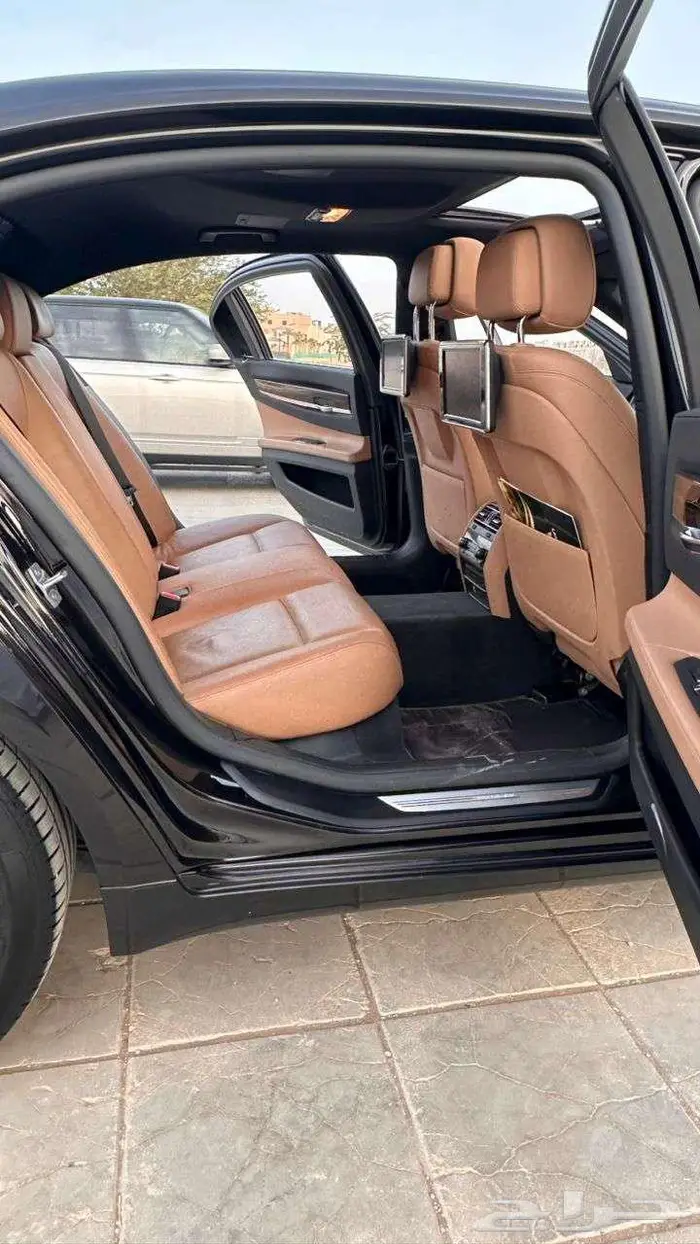 بي ام دبليو 2014 LI730 18