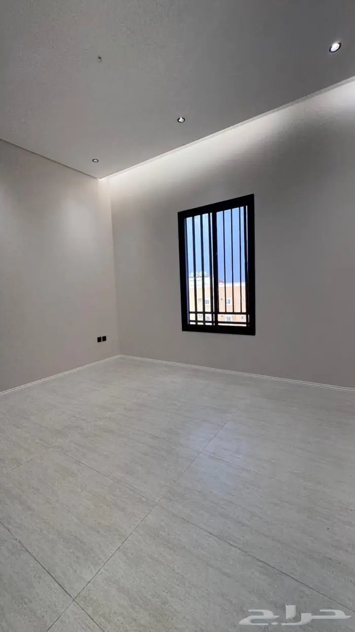 شقق ارضية وعلوية 3