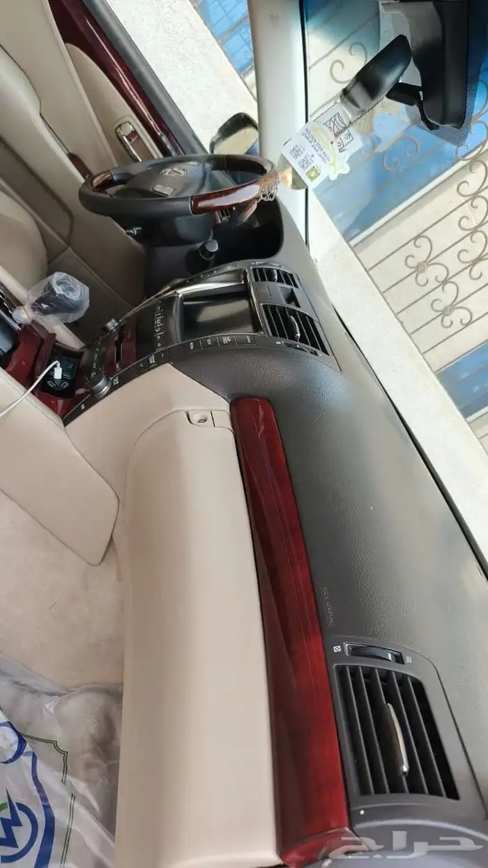 للكزس لارج 2009 سعودي عبداللطيف جميل 3