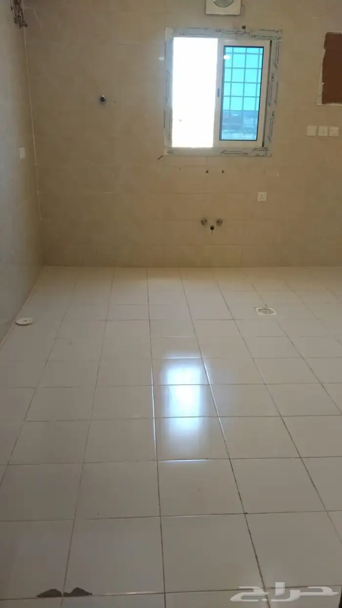 شقه ثلاث غرف بحي الرياض مستخدمه تواصل واتساب 3