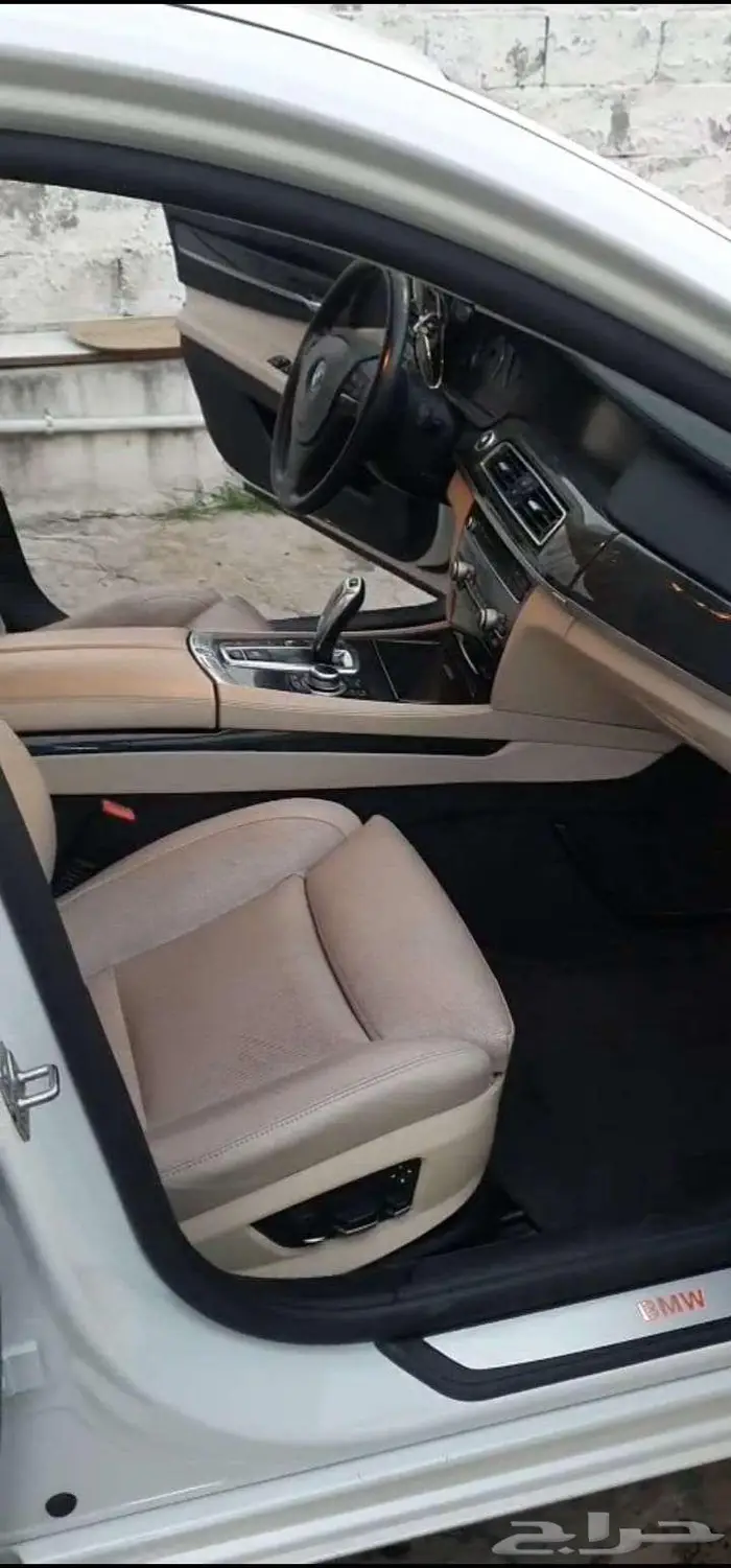 بي ام دبليو 750li 8