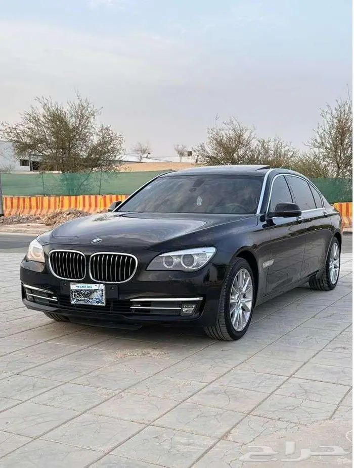 بي ام دبليو 2014 LI730 1