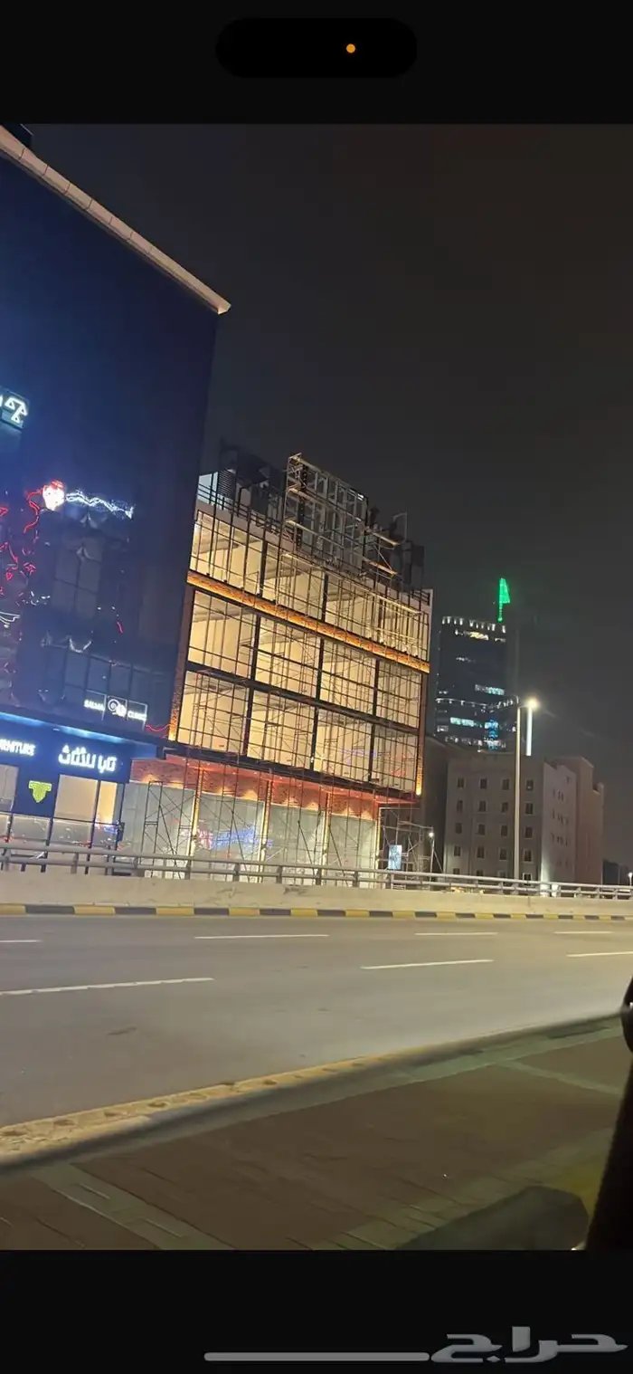 مكتب للايجار بالبندريه 0