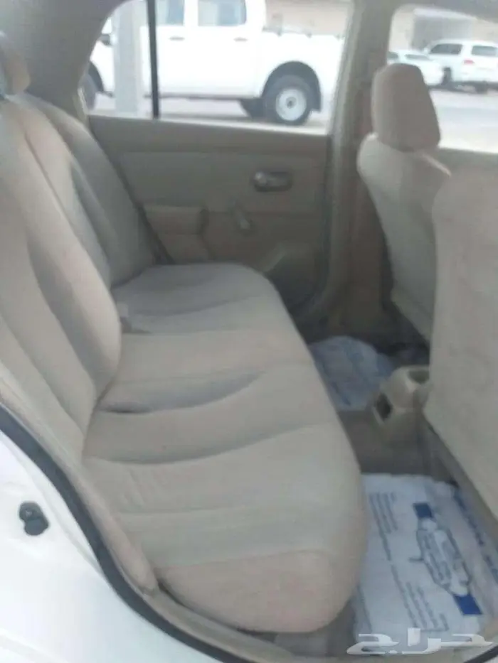 Nissan Tida 2008 manual 2