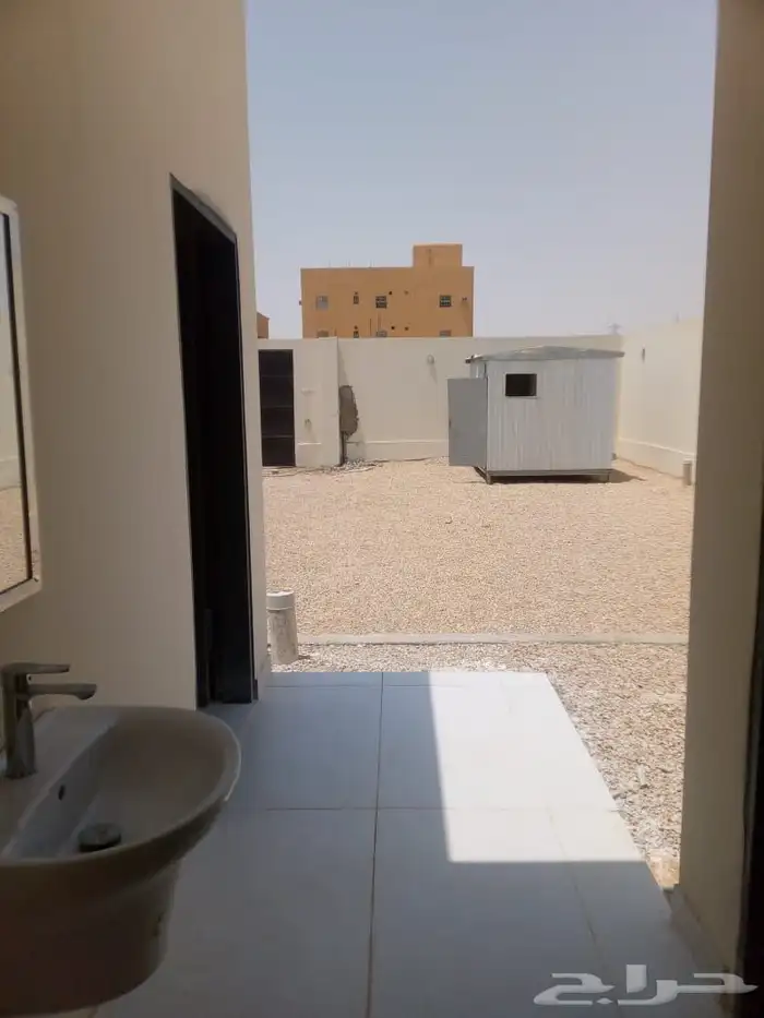 استراحة للايجار قسمين فرصة 6